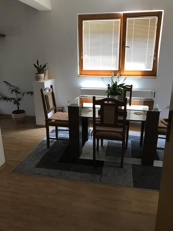 Apartment Near The Airport Sarajevo Exteriör bild